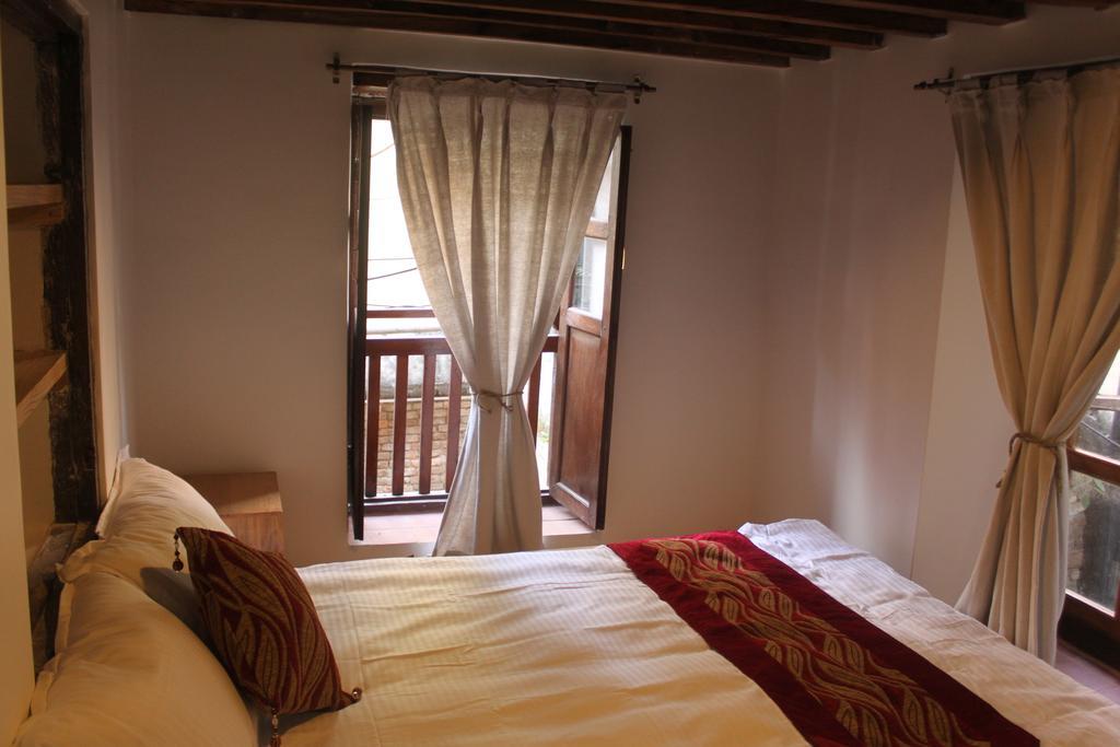Boutique Heritage Home Lalitpur Phòng bức ảnh